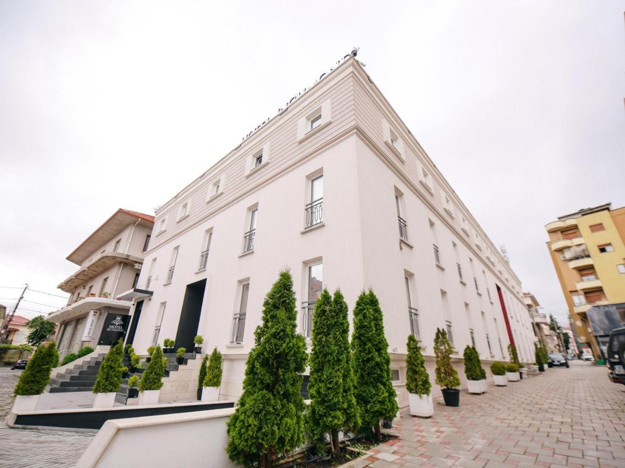 Richmond Hotel 코르처 외부 사진