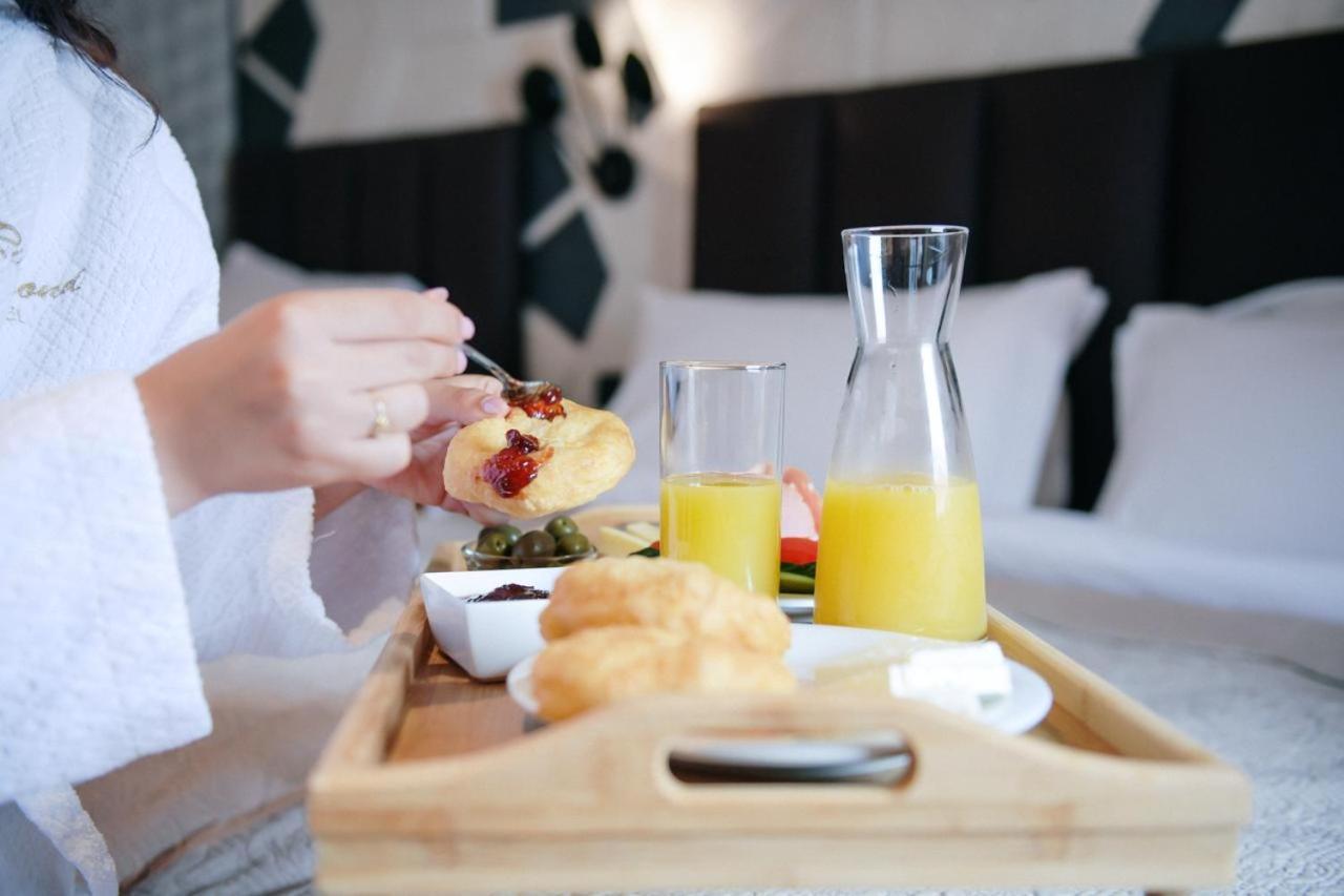 Richmond Hotel 코르처 외부 사진