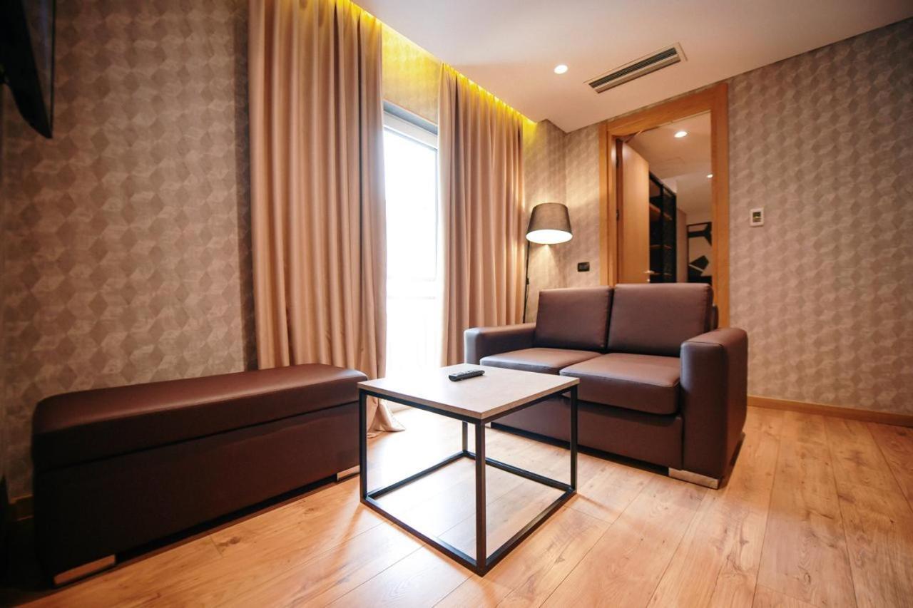 Richmond Hotel 코르처 외부 사진