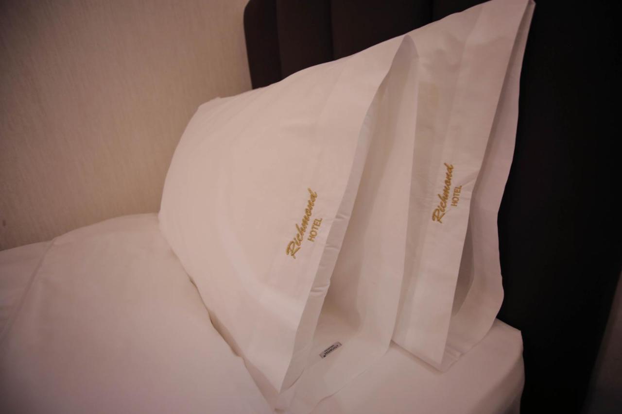 Richmond Hotel 코르처 외부 사진