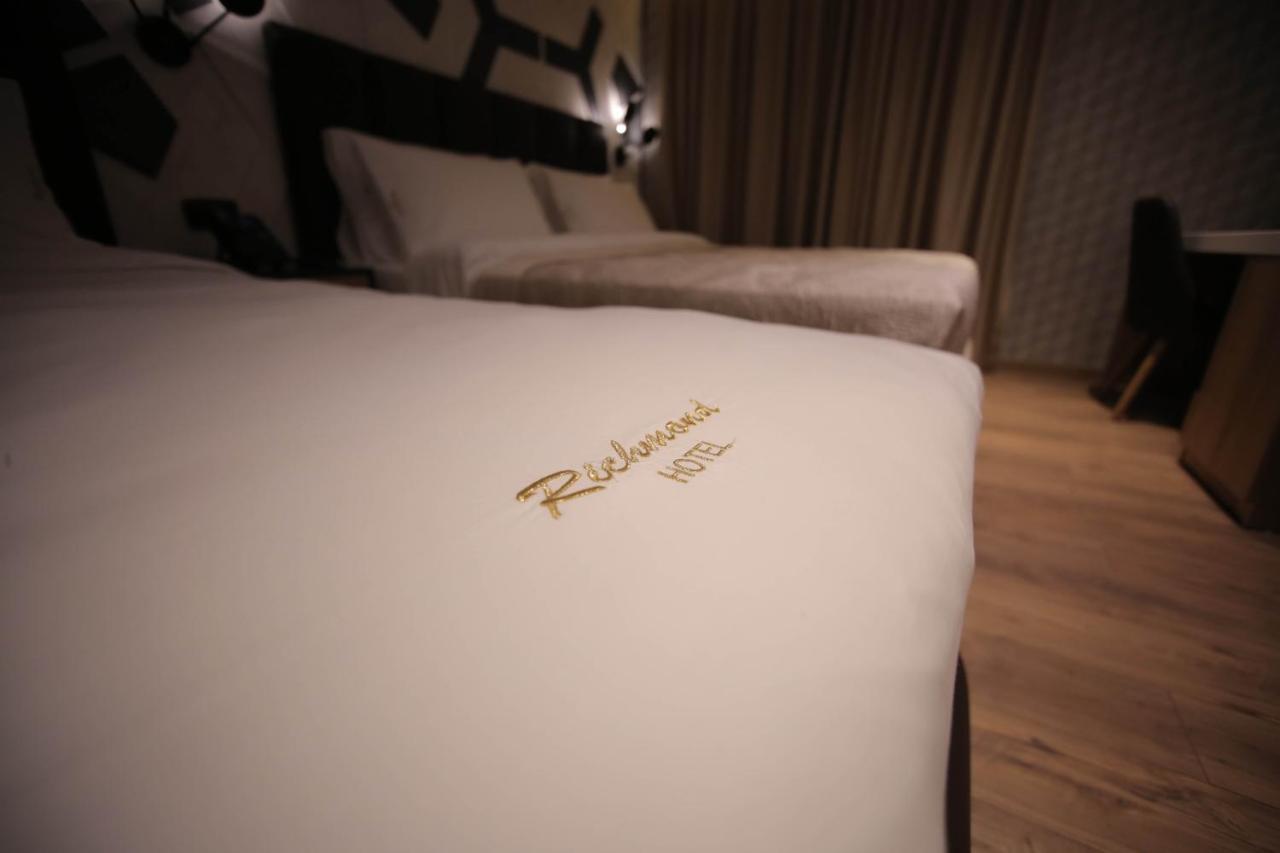 Richmond Hotel 코르처 외부 사진