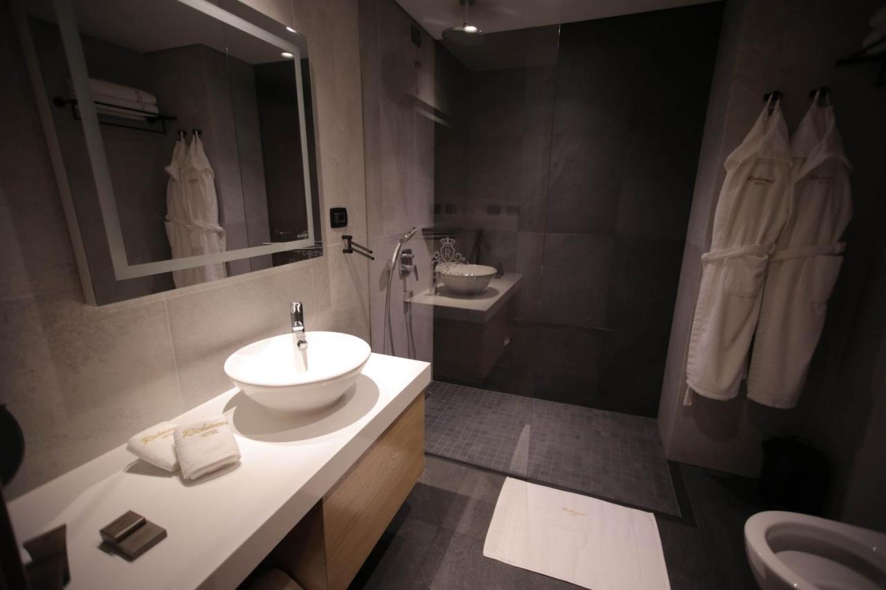 Richmond Hotel 코르처 외부 사진