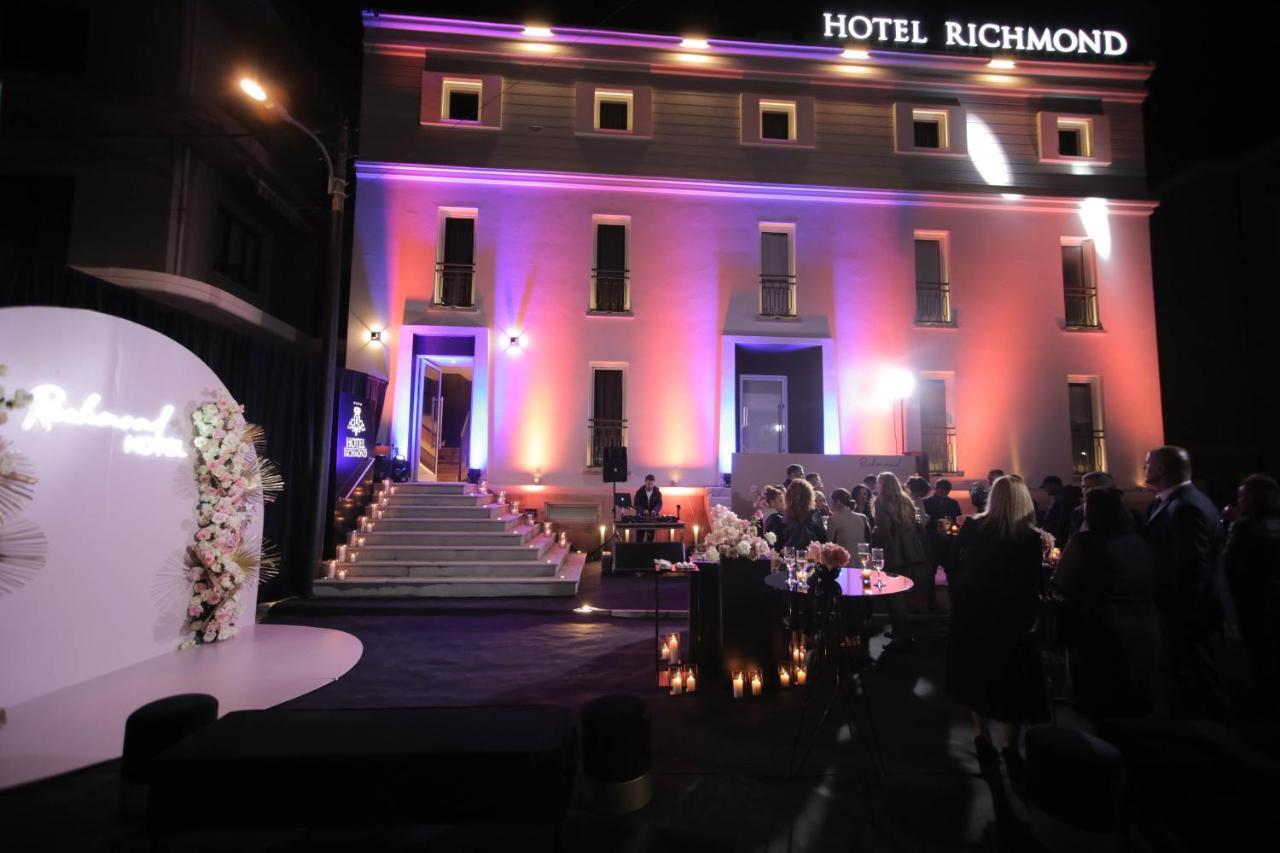 Richmond Hotel 코르처 외부 사진
