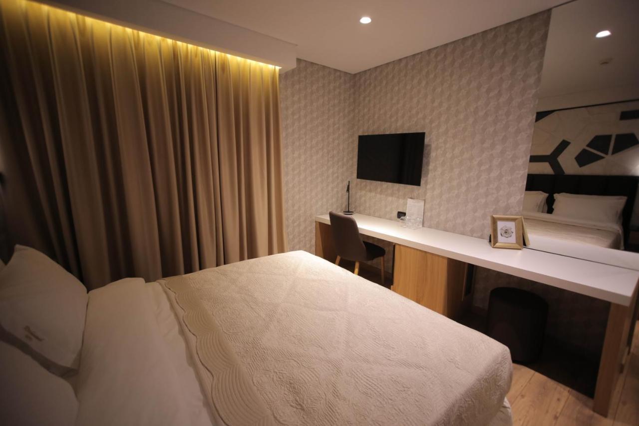 Richmond Hotel 코르처 외부 사진