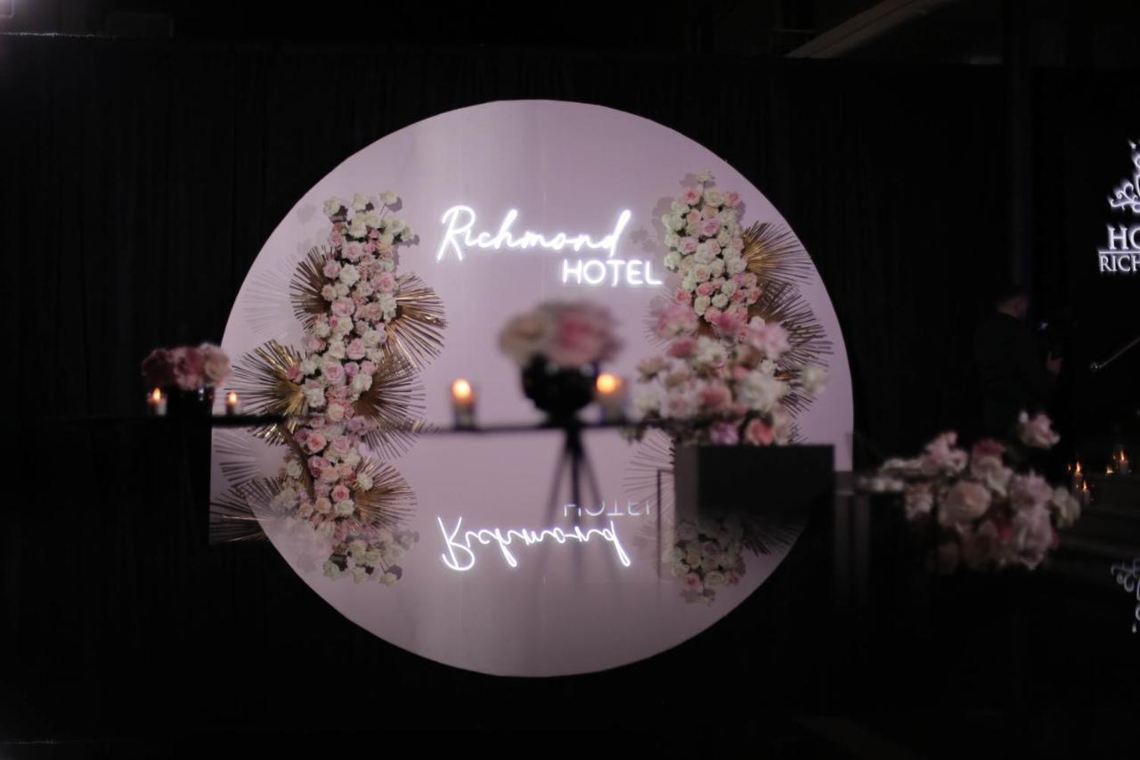 Richmond Hotel 코르처 외부 사진