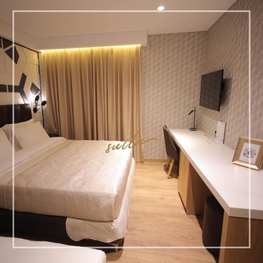 Richmond Hotel 코르처 외부 사진